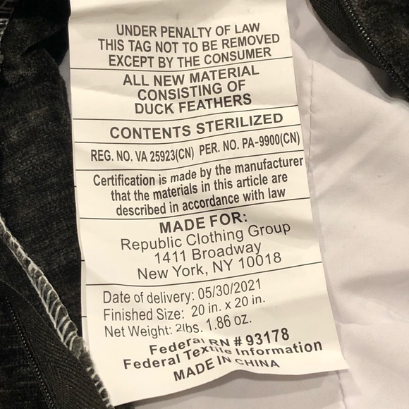 Magaschoni Velvet Rhinestone Halloween Skull Pillow 20x20 - Picture 10 of 10